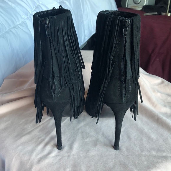 Cute Fringe Bootie! - Picture 3 of 5